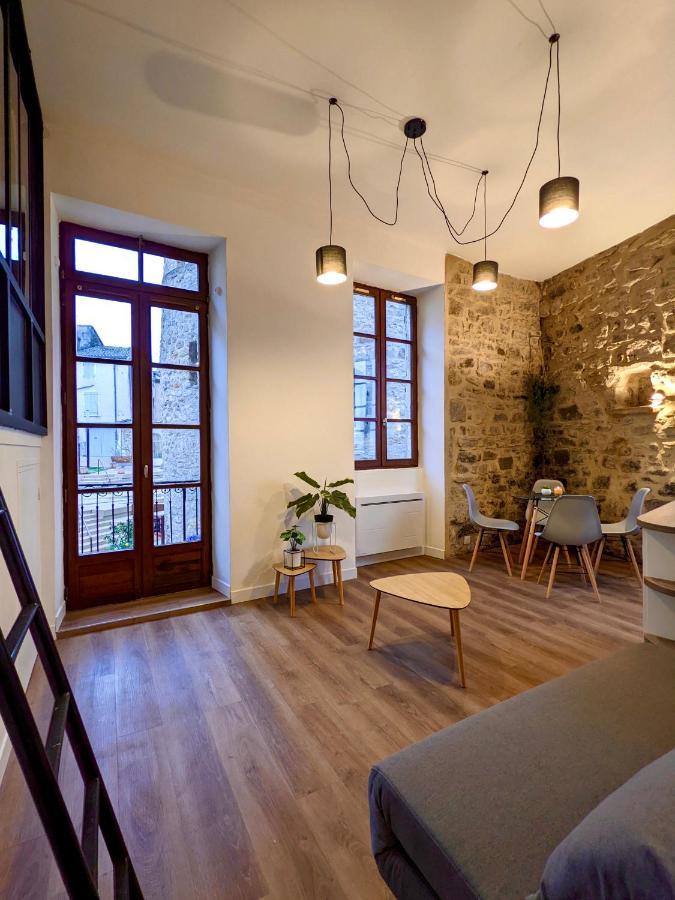 Joli Appartement De Charme Renove En Centre Ville Обена Экстерьер фото